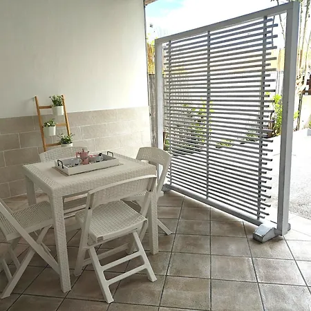 Dom wakacyjny Dimora Gli Oleandri *